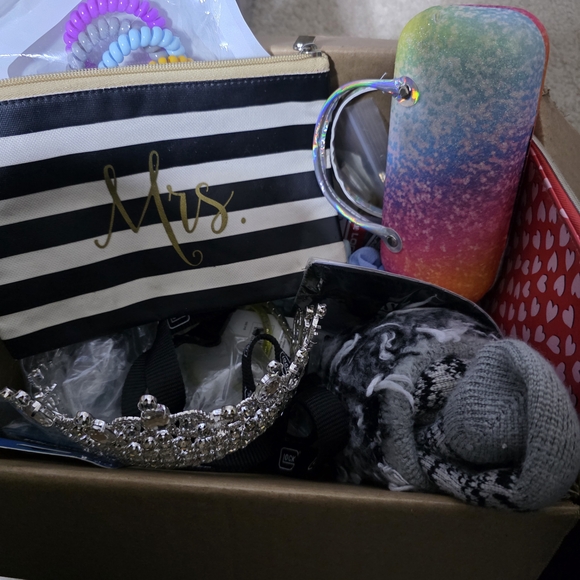 Striped Black and White 'Mrs.' Pouch - Picture 1 of 5